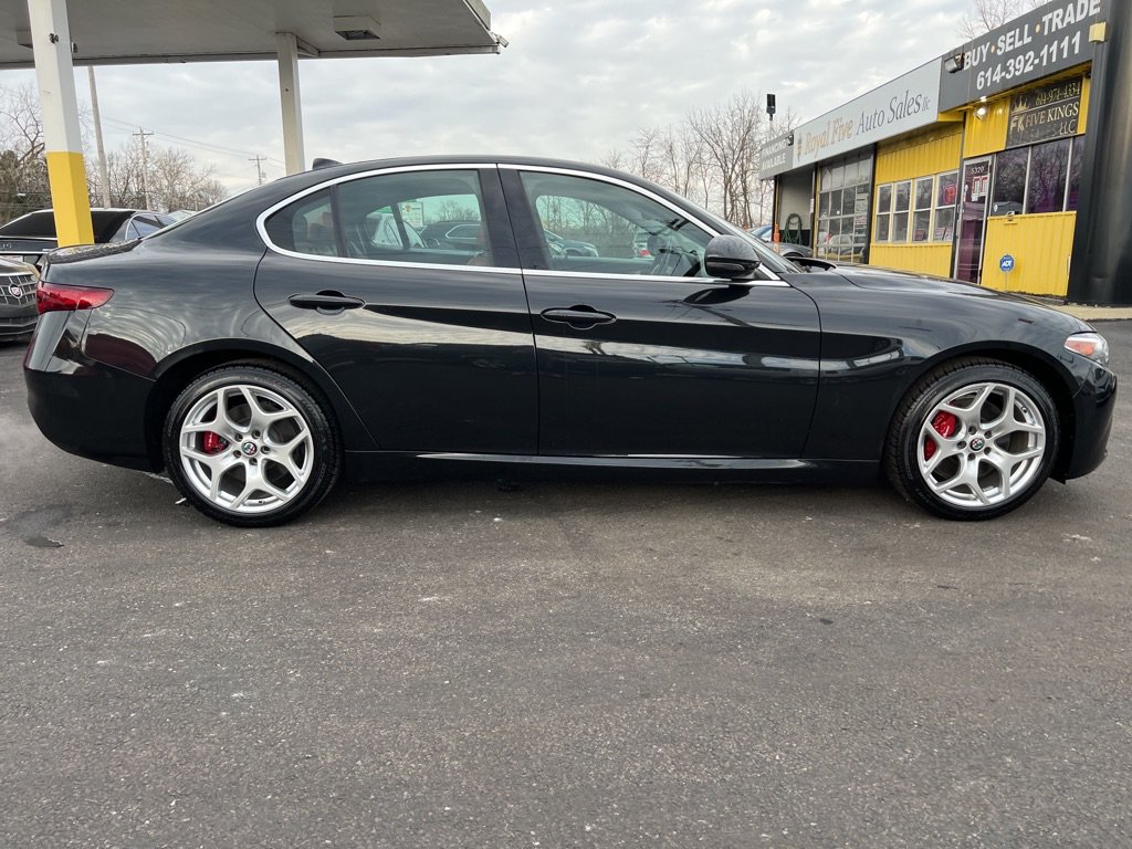 Used 2018 Alfa Romeo Giulia Ti w/ TI Leather Package AWD/4WD image 20