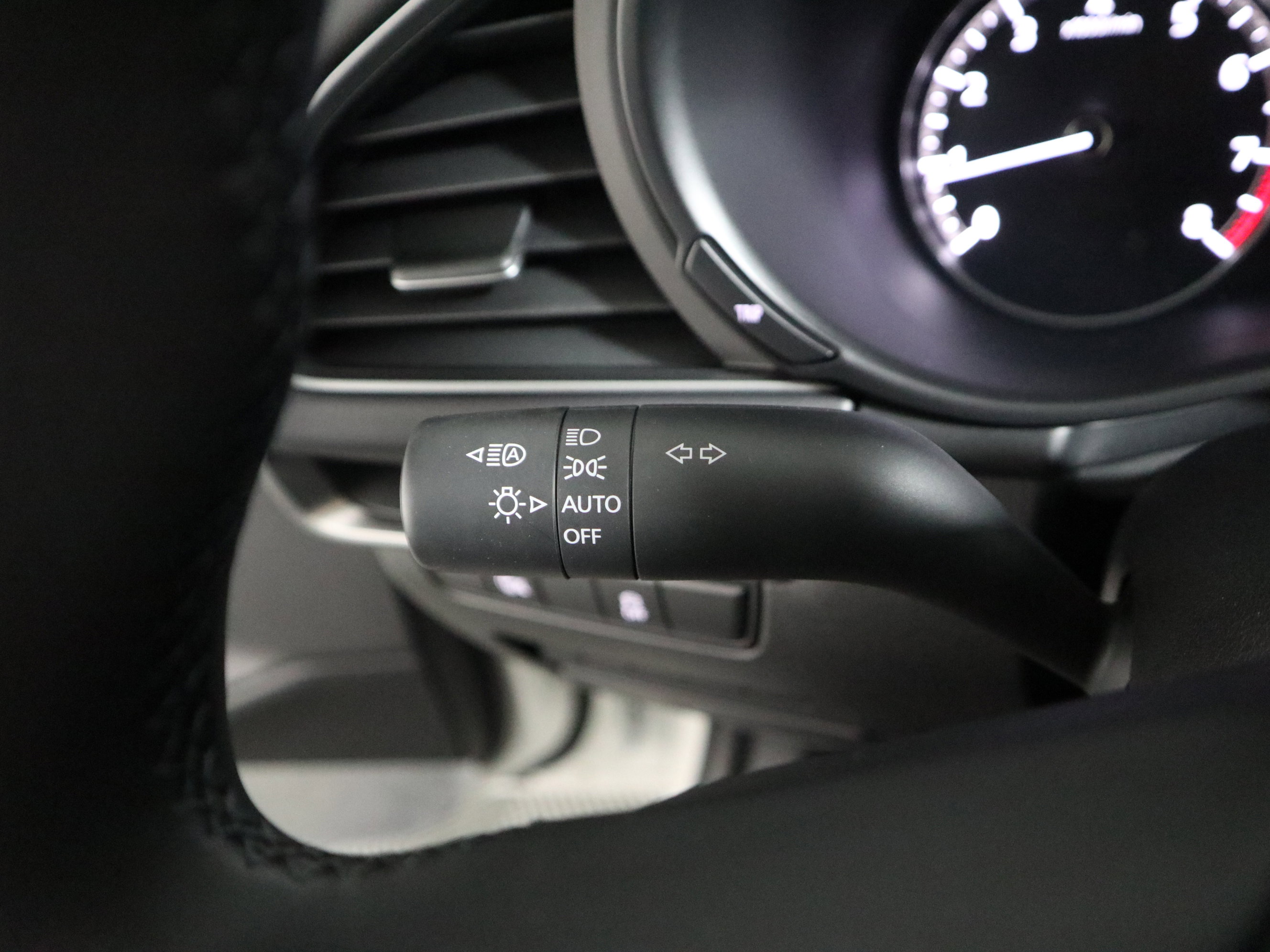 New 2026 MAZDA MAZDA3 2.5 S Sedan w/ Preferred Pkg image 23