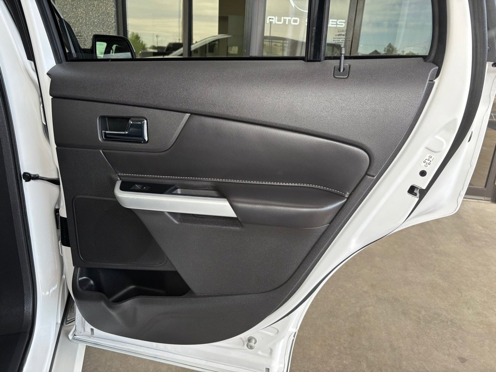 Used 2013 Ford Edge Sport w/ Driver Entry Pkg FWD image 37