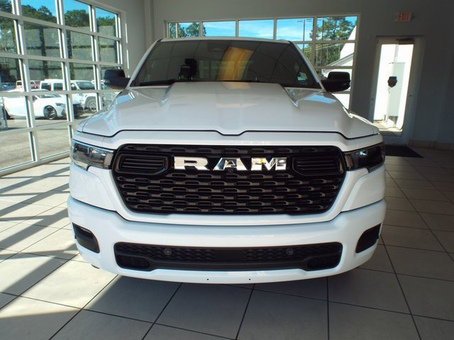 New 2026 RAM 1500 4x4 Crew Cab image 3