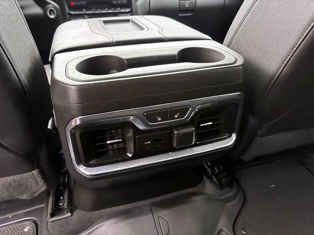 Used 2022 GMC Sierra 3500 AT4 image 33