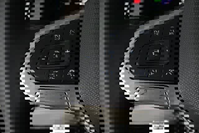 New 2025 Volkswagen Atlas SEL Premium R-Line image 25