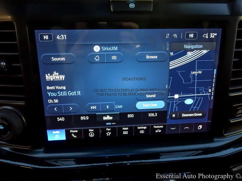 New 2026 Ford F250 Lariat w/ Black Appearance Package image 17