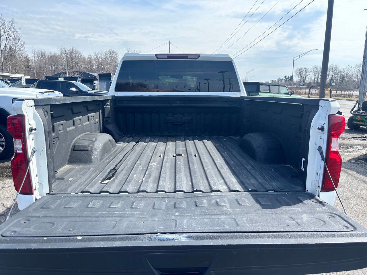 Used 2022 Chevrolet Silverado 2500 LT w/ Convenience Package image 16