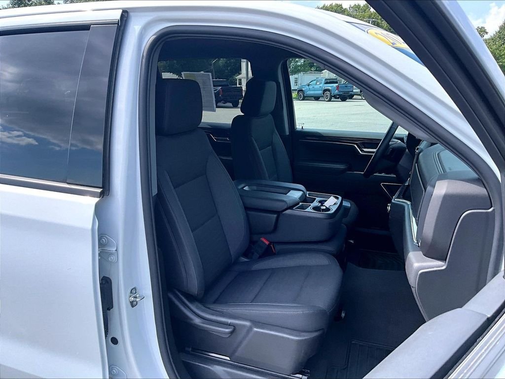 Used 2024 GMC Sierra 1500 Elevation AWD/4WD image 11