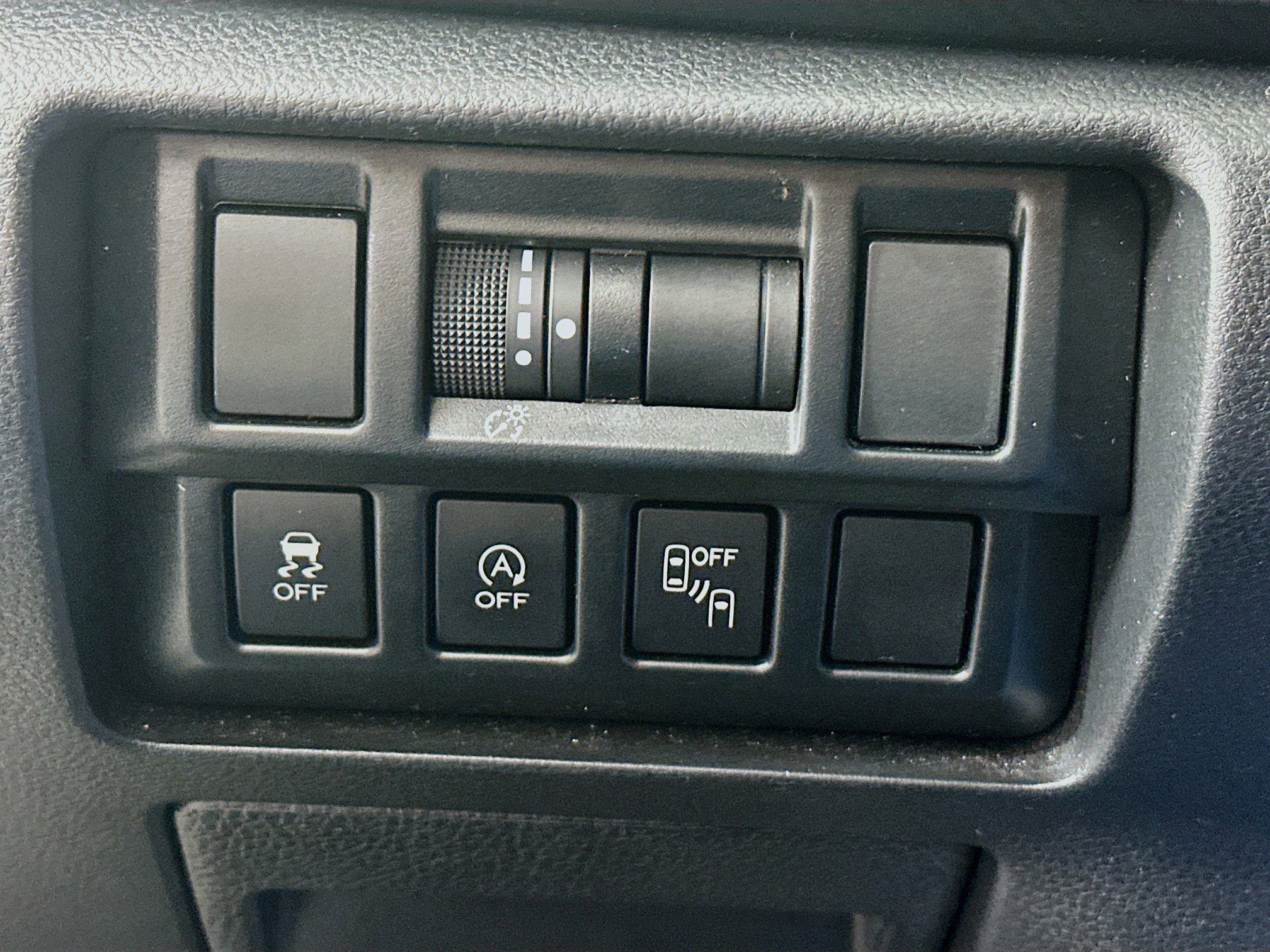 Used 2021 Subaru Crosstrek 2.0i Premium w/ Moonroof Package image 17