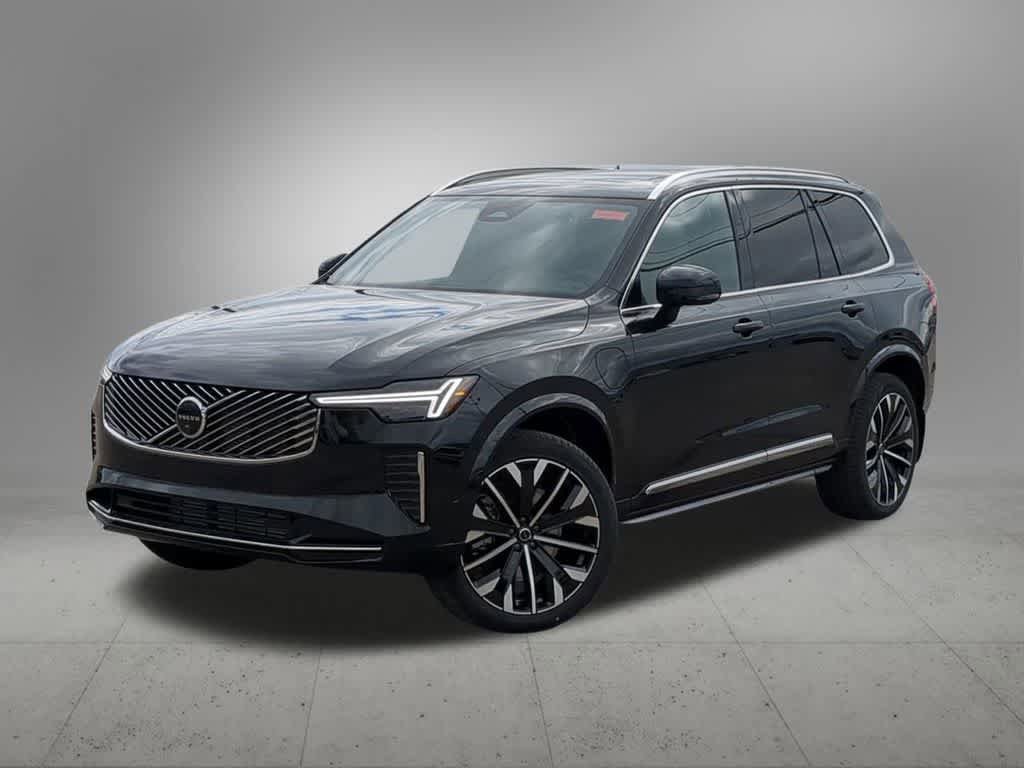 New 2026 Volvo XC90 T8 Plus w/ Protection Package Premier AWD/4WD image 1