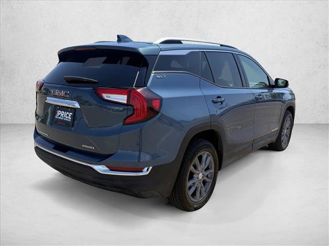 Used 2024 GMC Terrain SLT AWD/4WD image 5