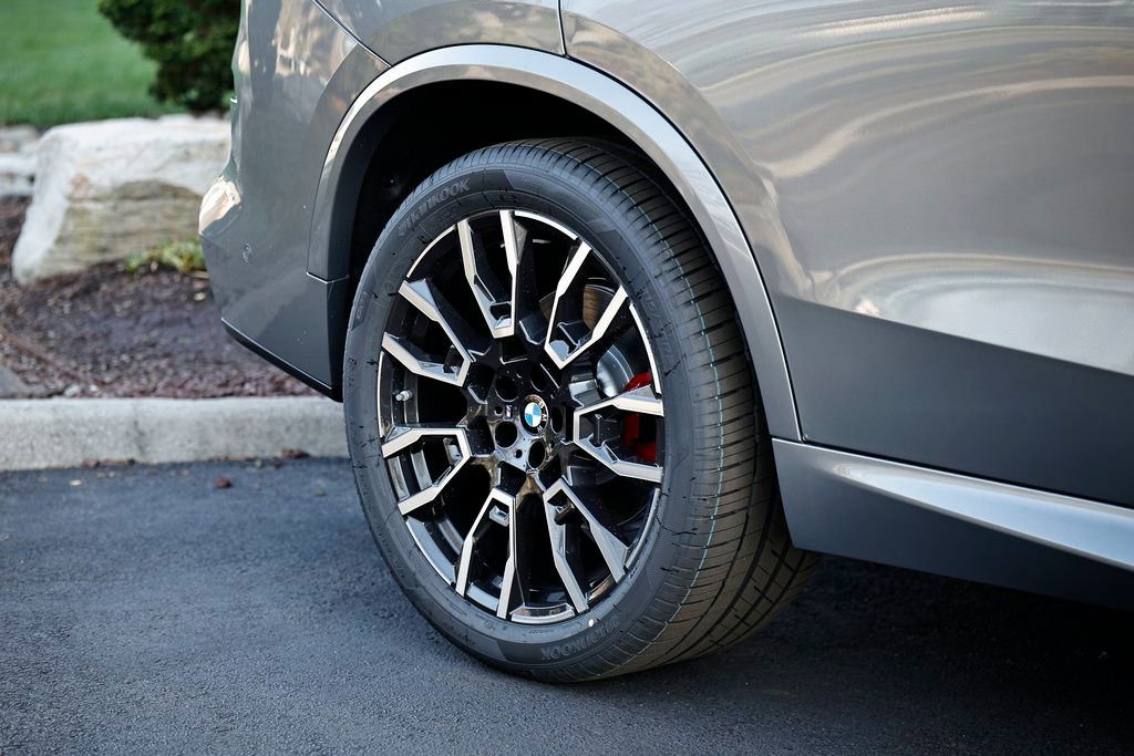 New 2026 BMW X5 xDrive40i w/ M Sport Package image 6