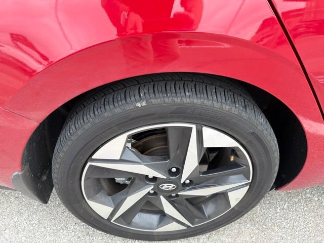 Used 2023 Hyundai Elantra Limited w/ Cargo Package FWD image 18