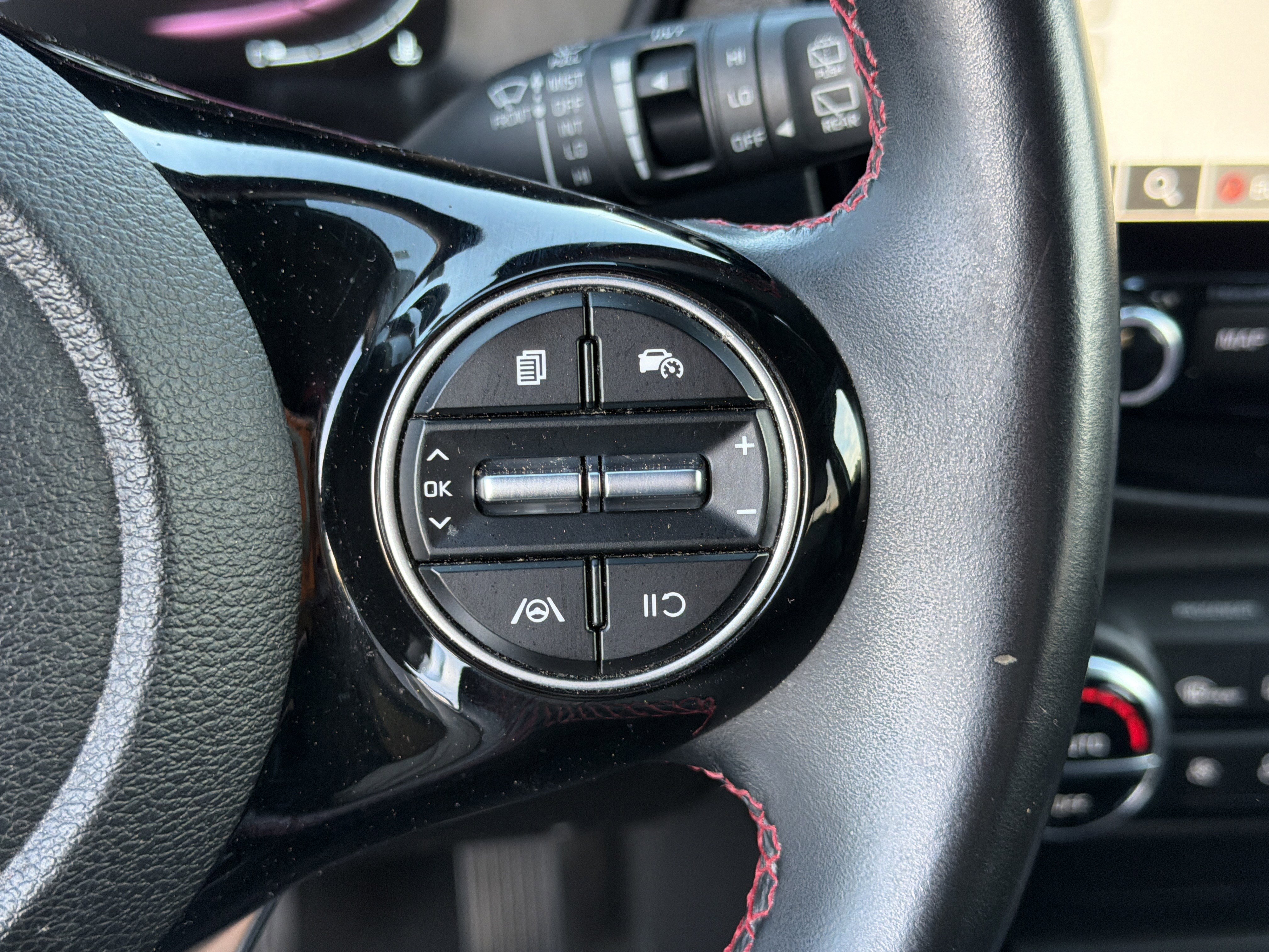 Used 2023 Kia Soul GT-Line FWD image 25