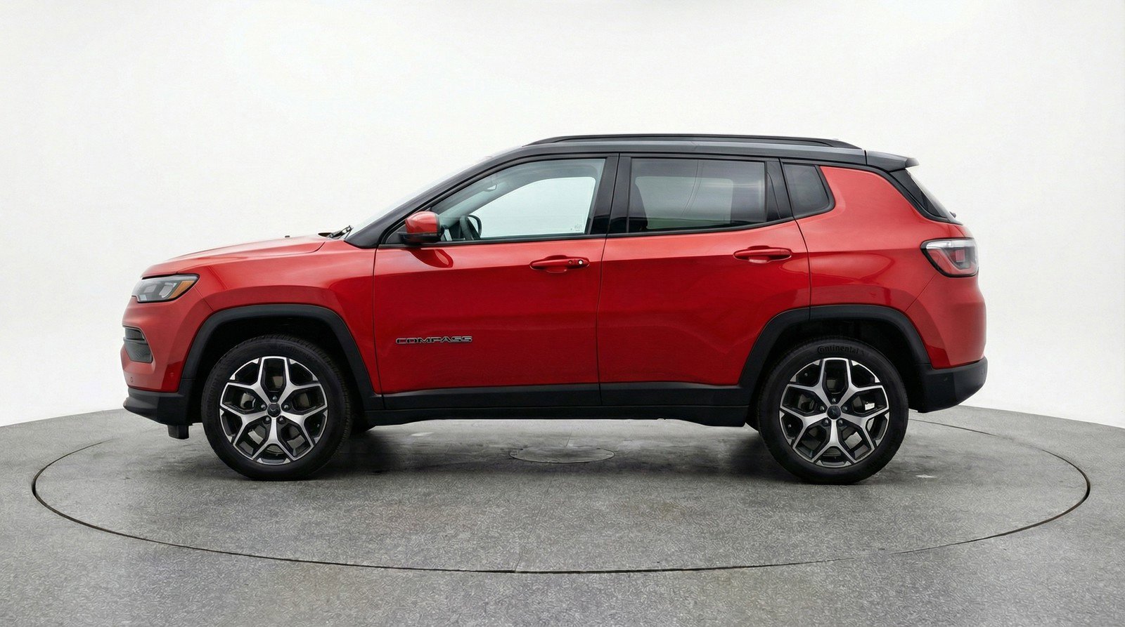 Used 2025 Jeep Compass Limited AWD/4WD image 5