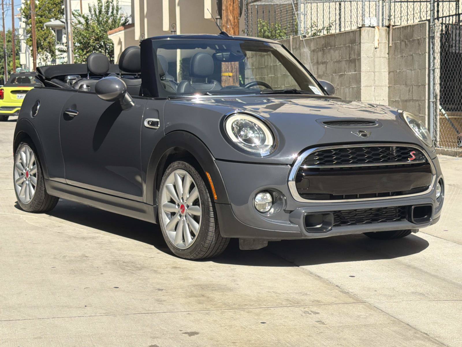 Used 2017 MINI Cooper S FWD image 2