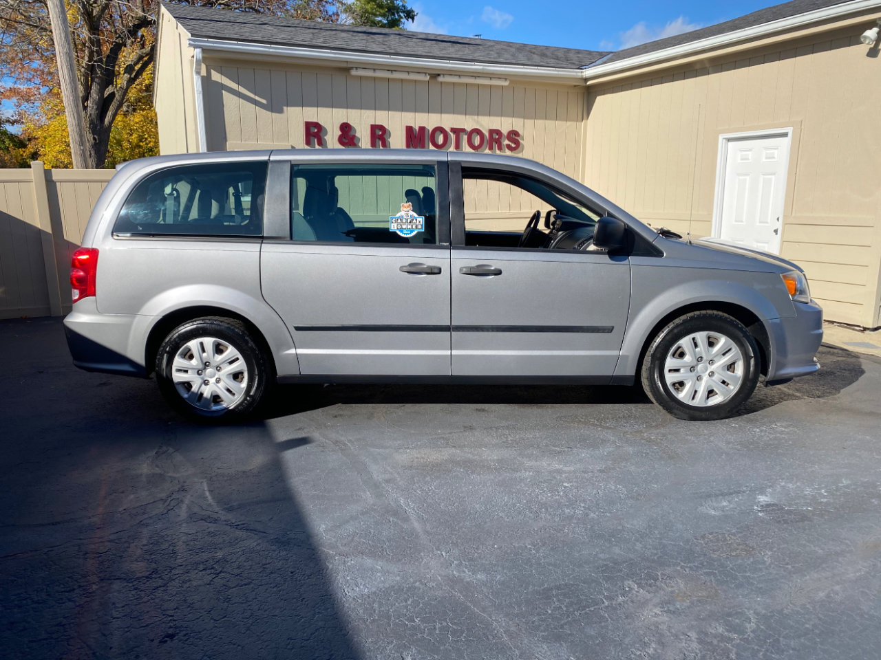 Used 2014 Dodge Grand Caravan American Value Package image 2