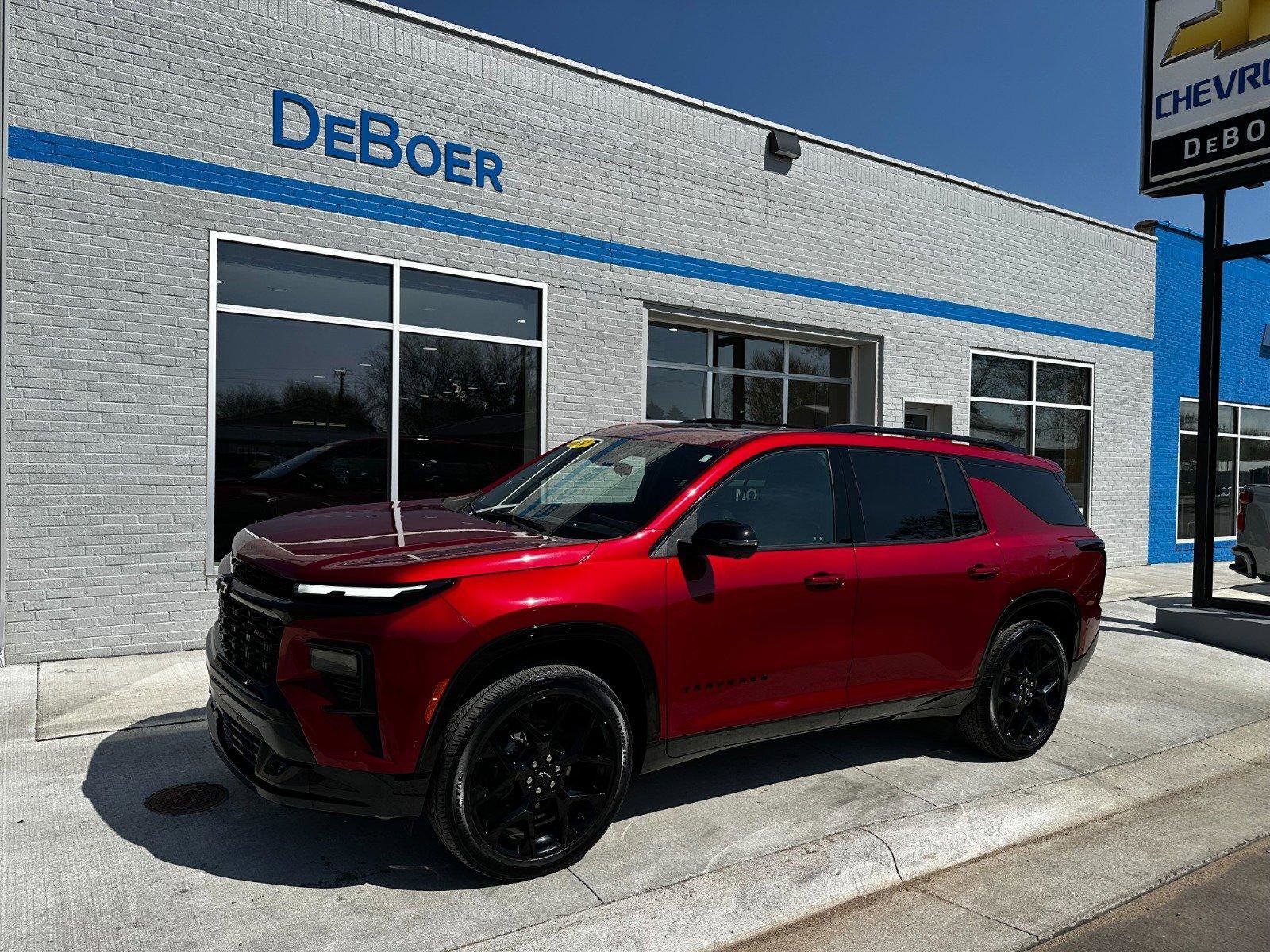 Used 2024 Chevrolet Traverse RS w/ LPO, Floor Liner Package image 1