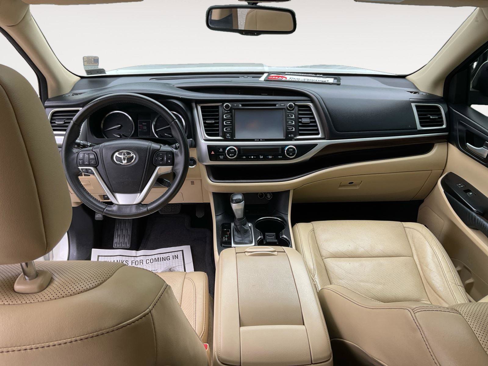 Used 2014 Toyota Highlander Limited FWD image 10