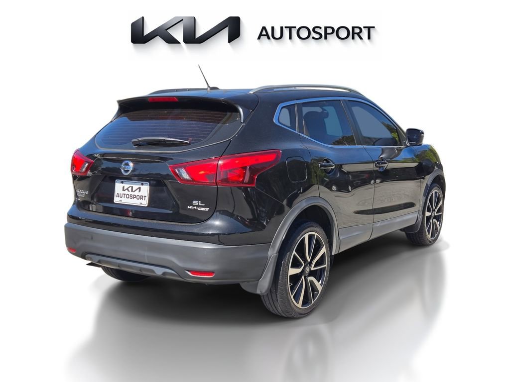 Used 2017 Nissan Rogue Sport SL FWD image 9