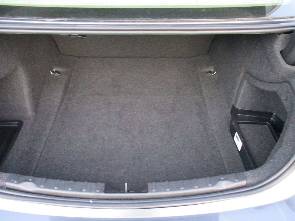 Used 2015 BMW 320i I image 15