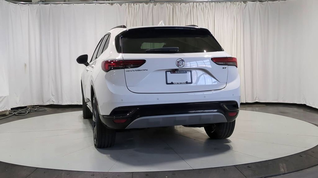 Used 2022 Buick Envision Essence w/ Sport Touring Package image 9