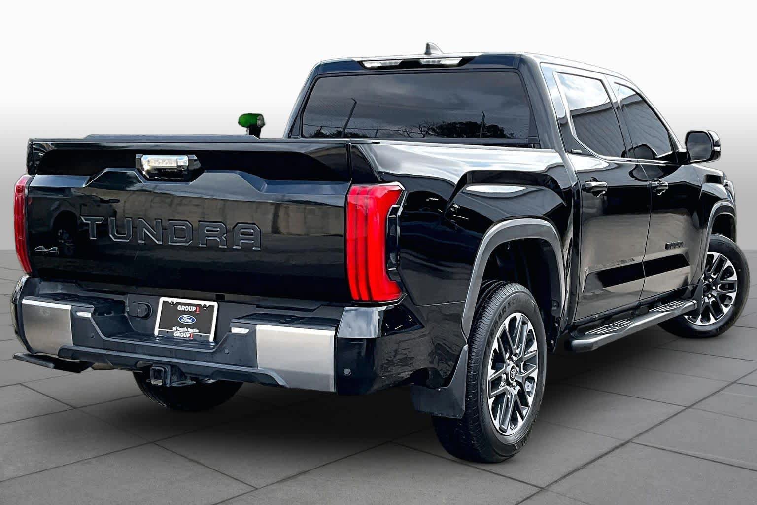 Used 2024 Toyota Tundra Limited w/ Power Package AWD/4WD image 8