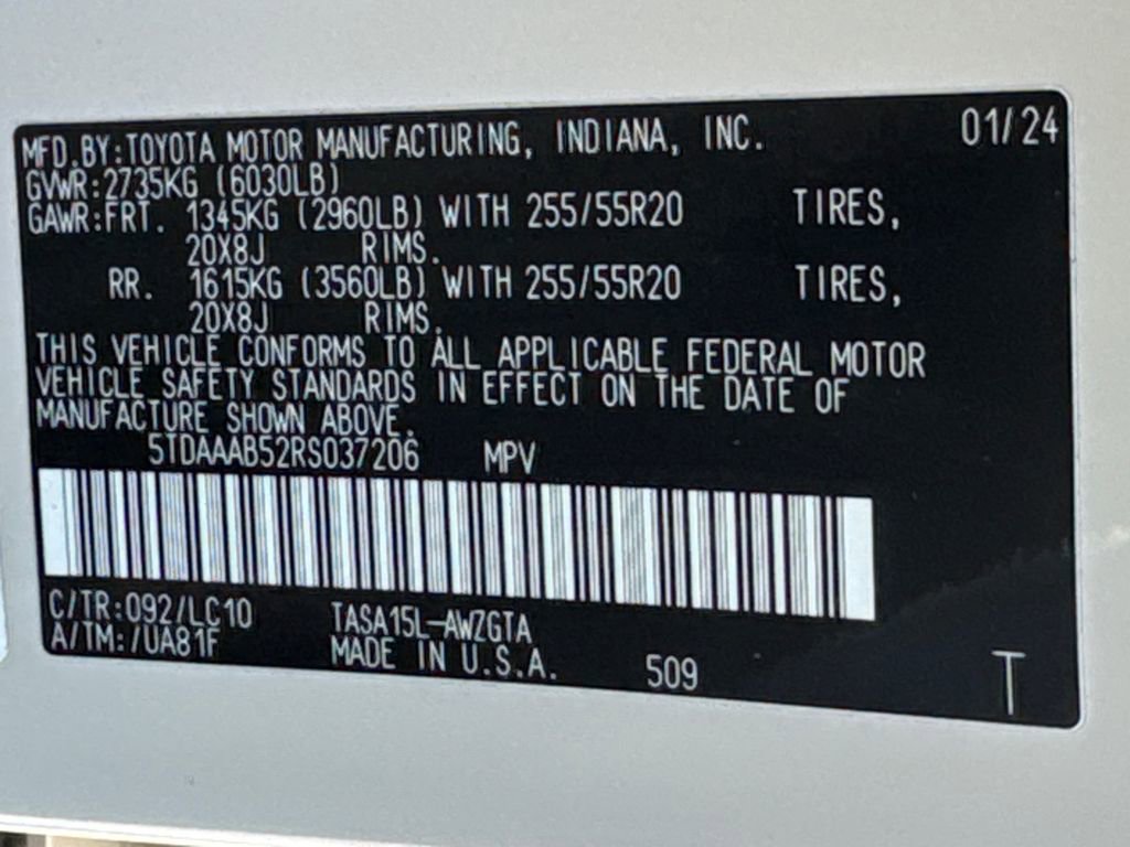 Used 2024 Toyota Grand Highlander Limited image 32