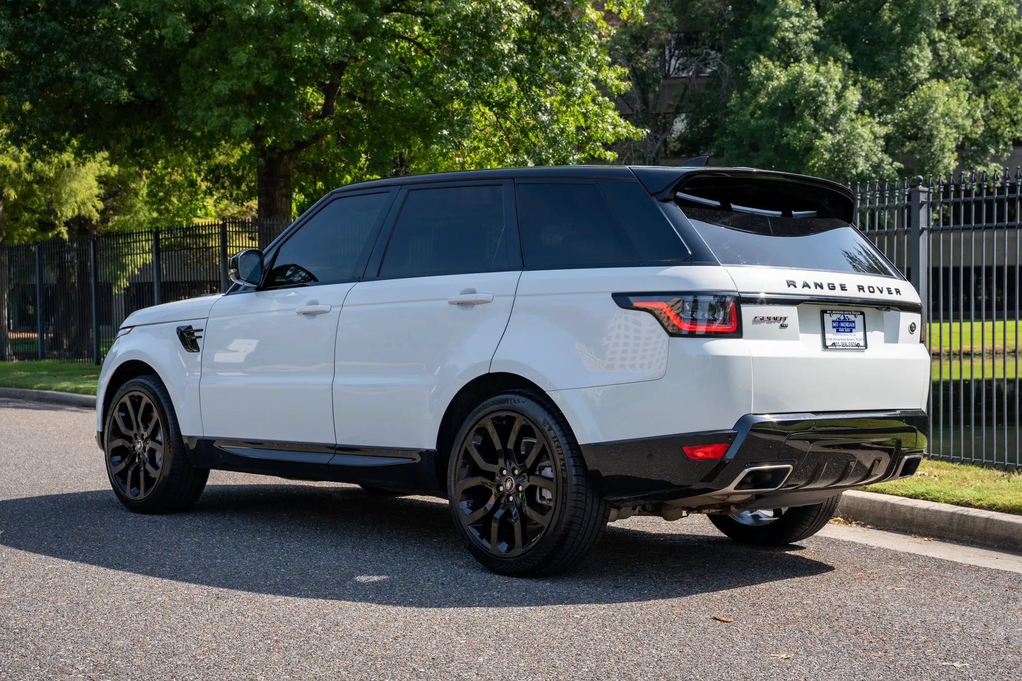 Used 2022 Land Rover Range Rover Sport HSE Silver Edition AWD/4WD image 8