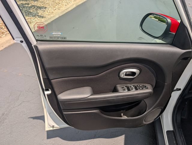 Used 2019 Kia Soul + FWD image 14