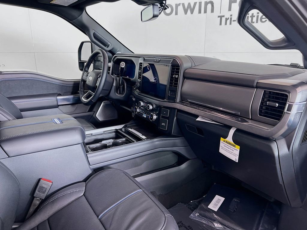 New 2025 Ford F250 Platinum image 31