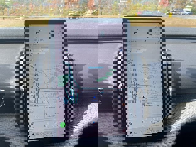 Used 2025 Volvo EX30 Ultra w/ Climate Package image 15