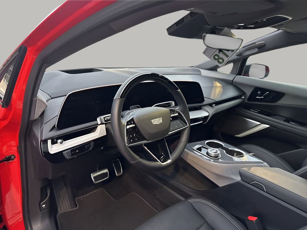 Certified 2025 Cadillac Optiq Sport 2 image 26