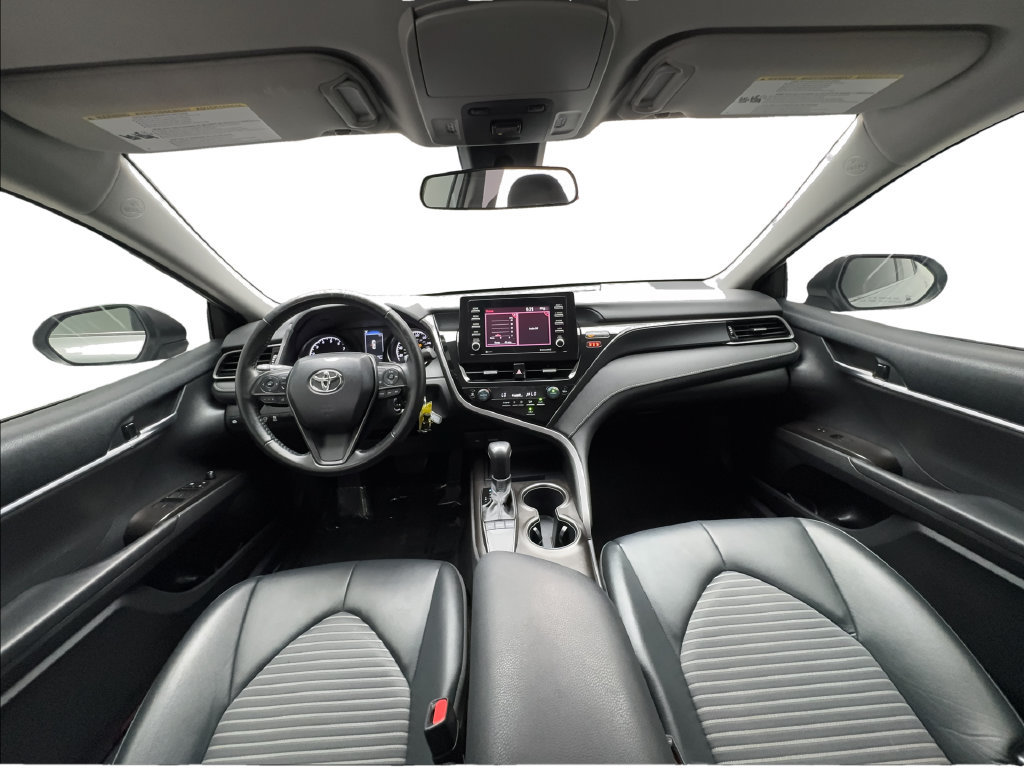 Used 2023 Toyota Camry SE FWD image 40