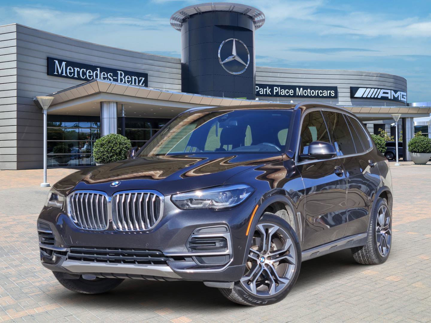 Used 2022 BMW X5 xDrive40i w/ Premium Package