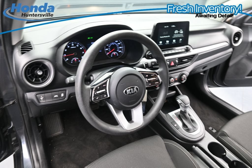 Used 2021 Kia Forte LXS FWD image 22