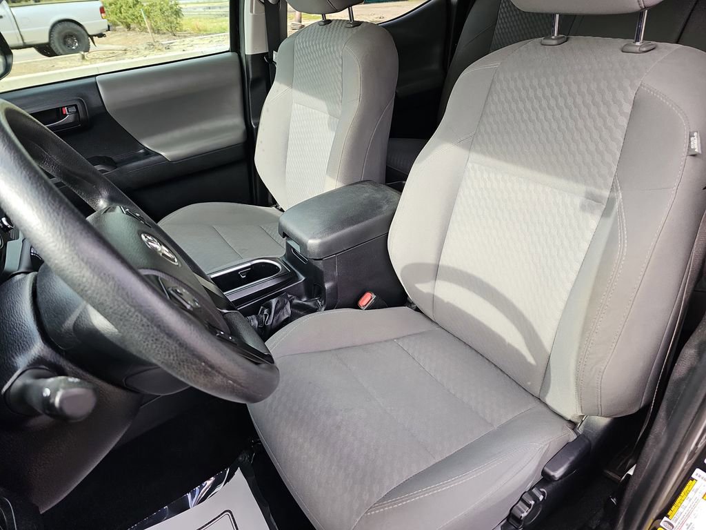 Used 2021 Toyota Tacoma SR w/ SR Convenience Package image 18