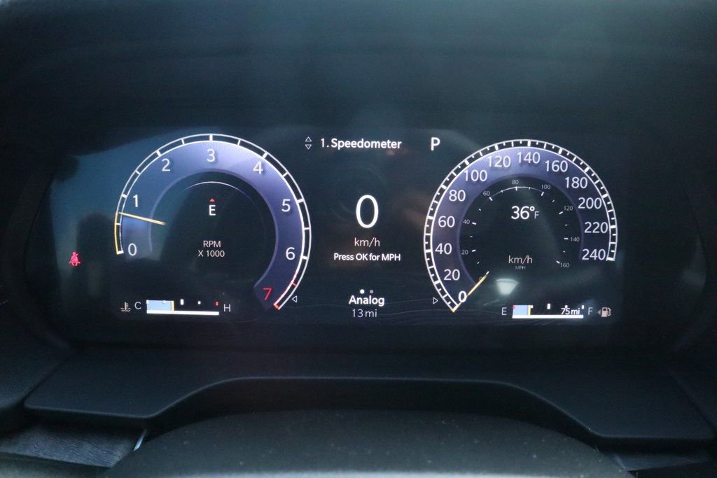 New 2025 Jeep Grand Cherokee Limited image 4