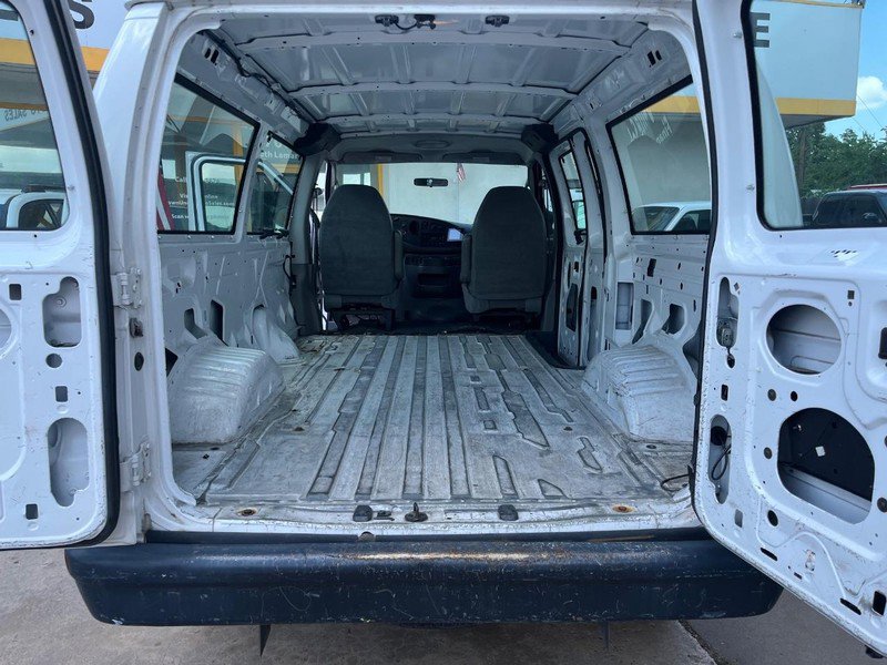 Used 2008 Ford E-150 and Econoline 150 image 11