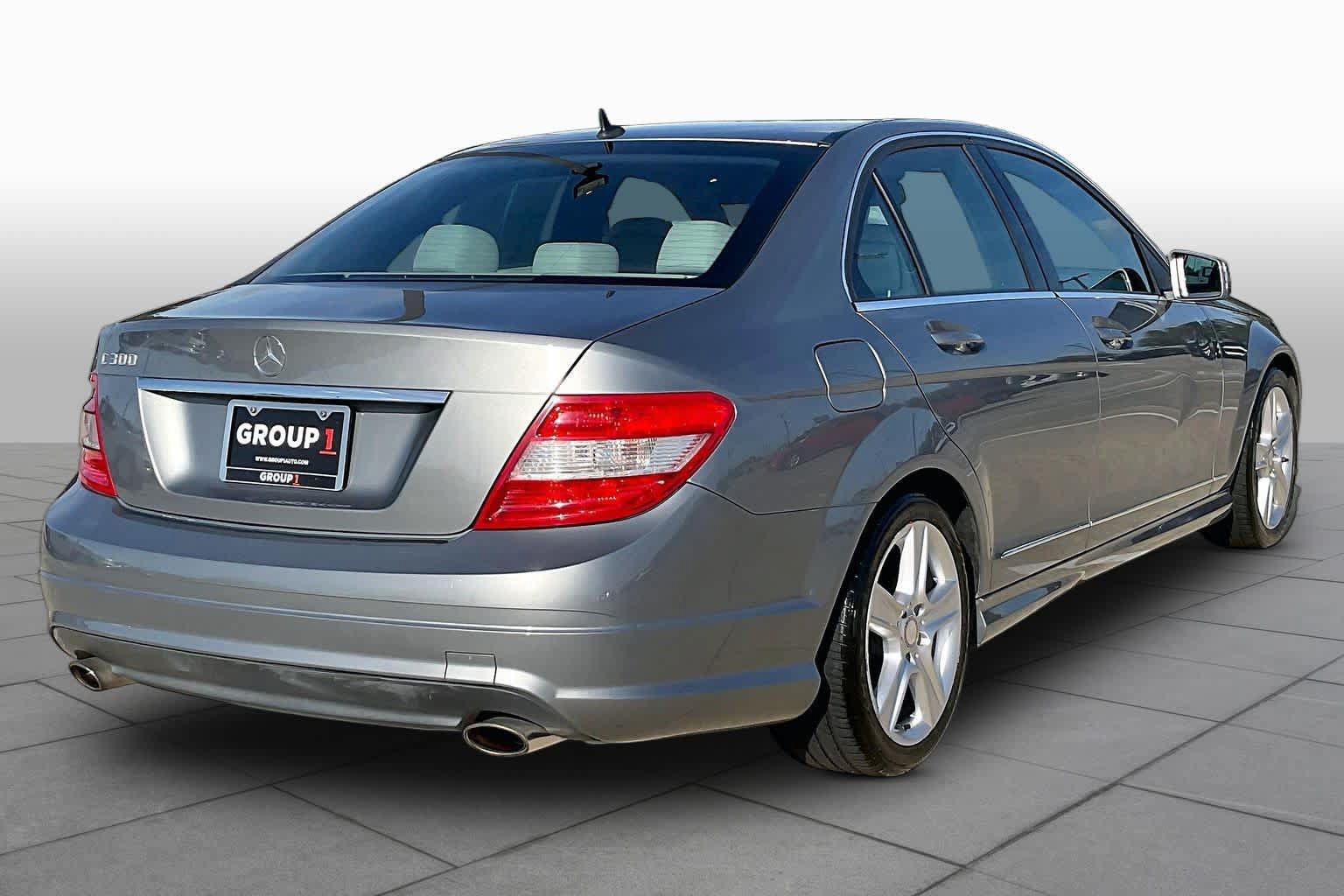 Used 2011 Mercedes-Benz C 300 Sedan image 12