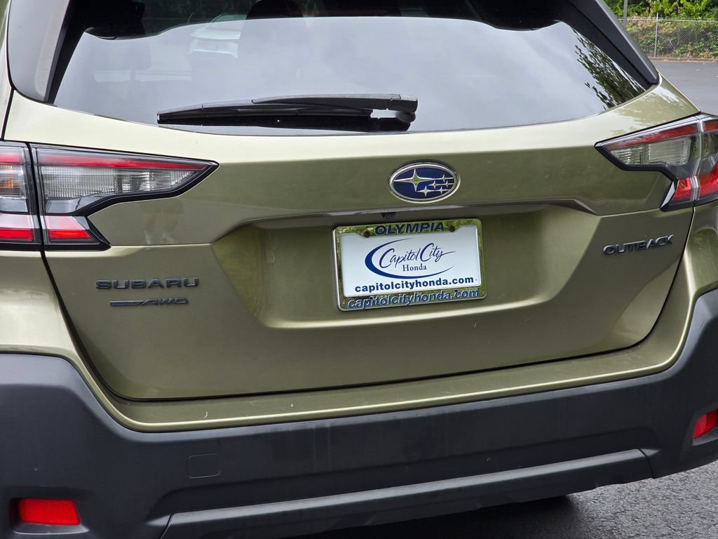 Used 2023 Subaru Outback Onyx Edition AWD/4WD image 29