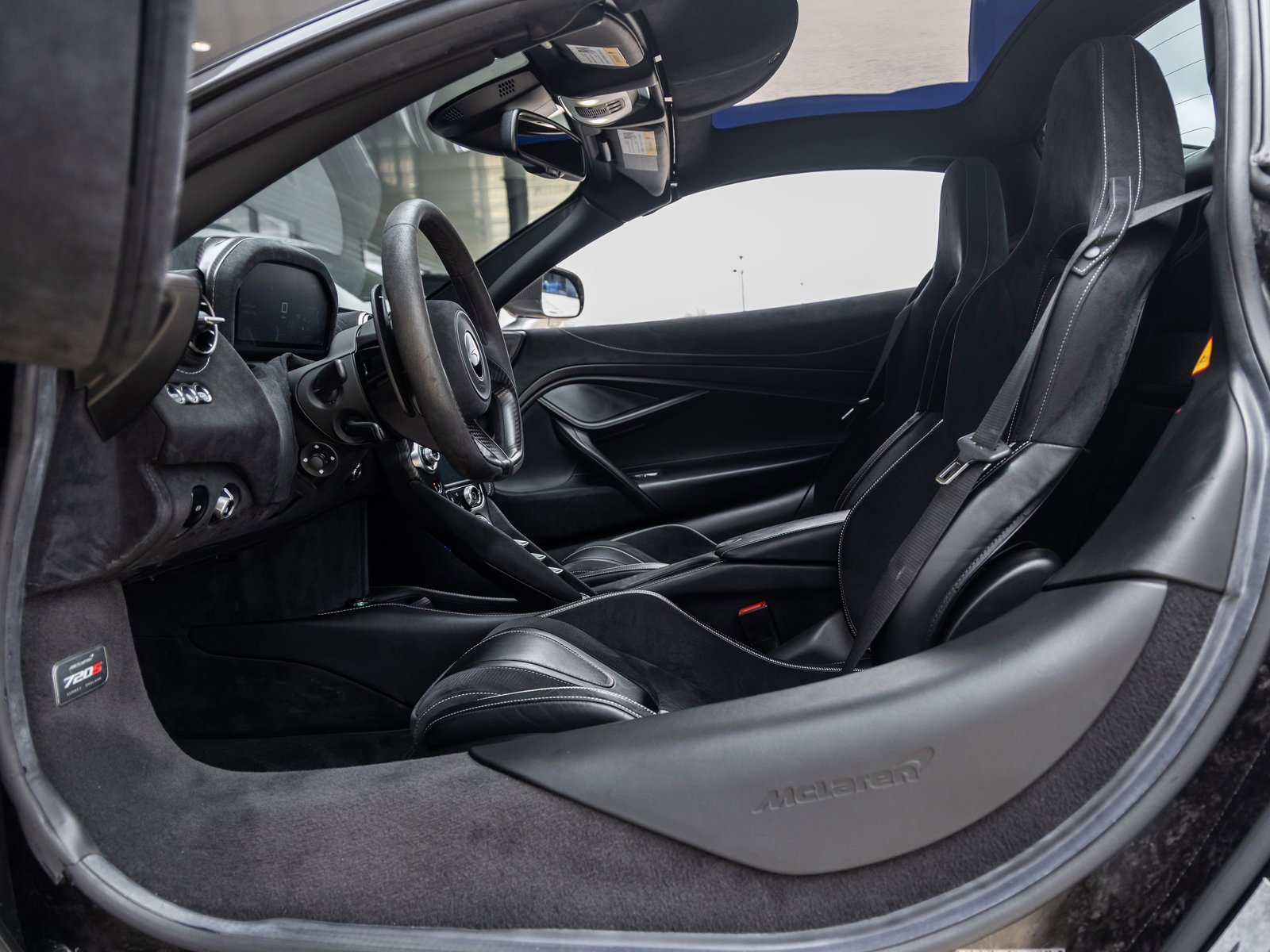 Used 2020 McLaren 720S Spider image 26