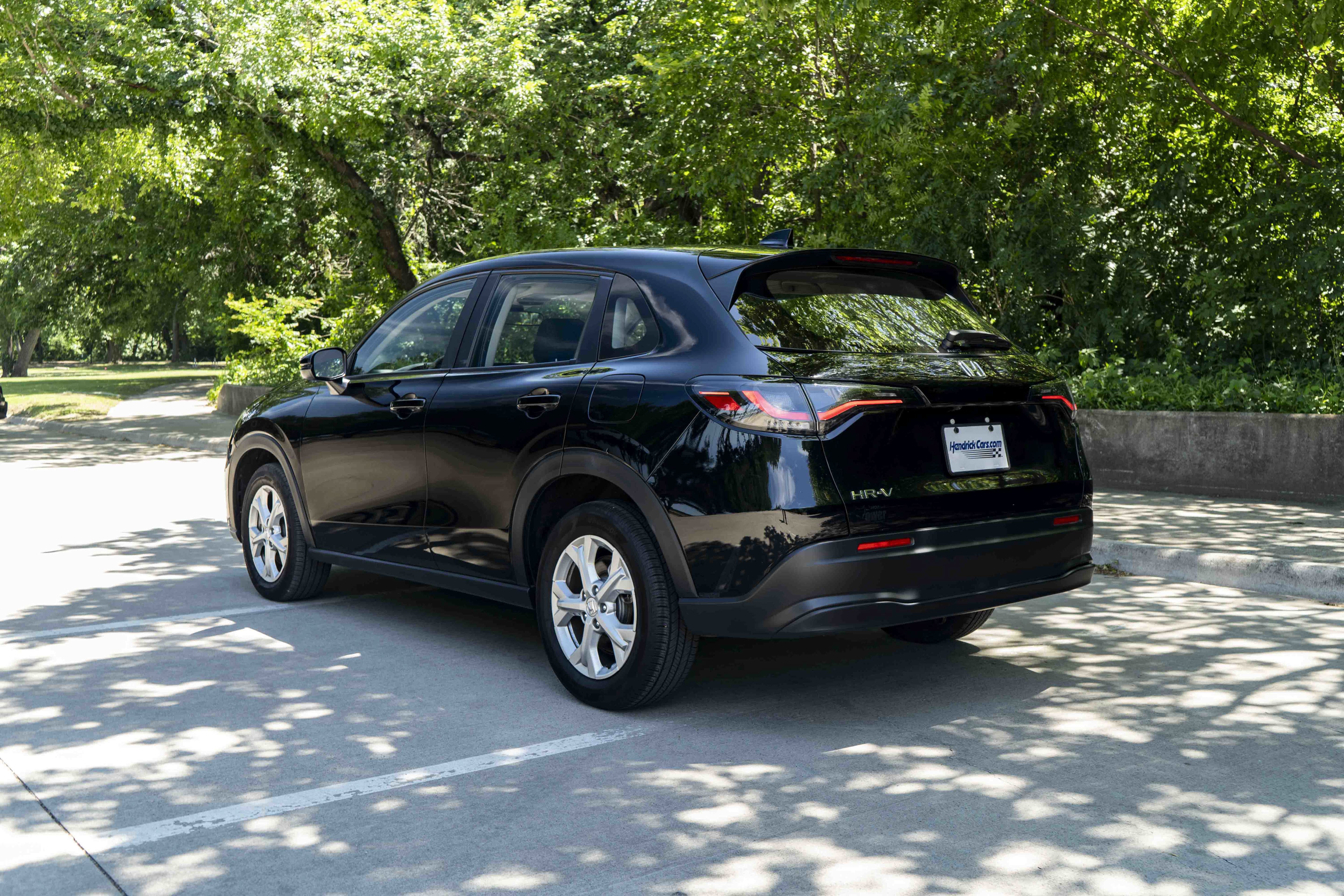 Certified 2025 Honda HR-V LX image 7
