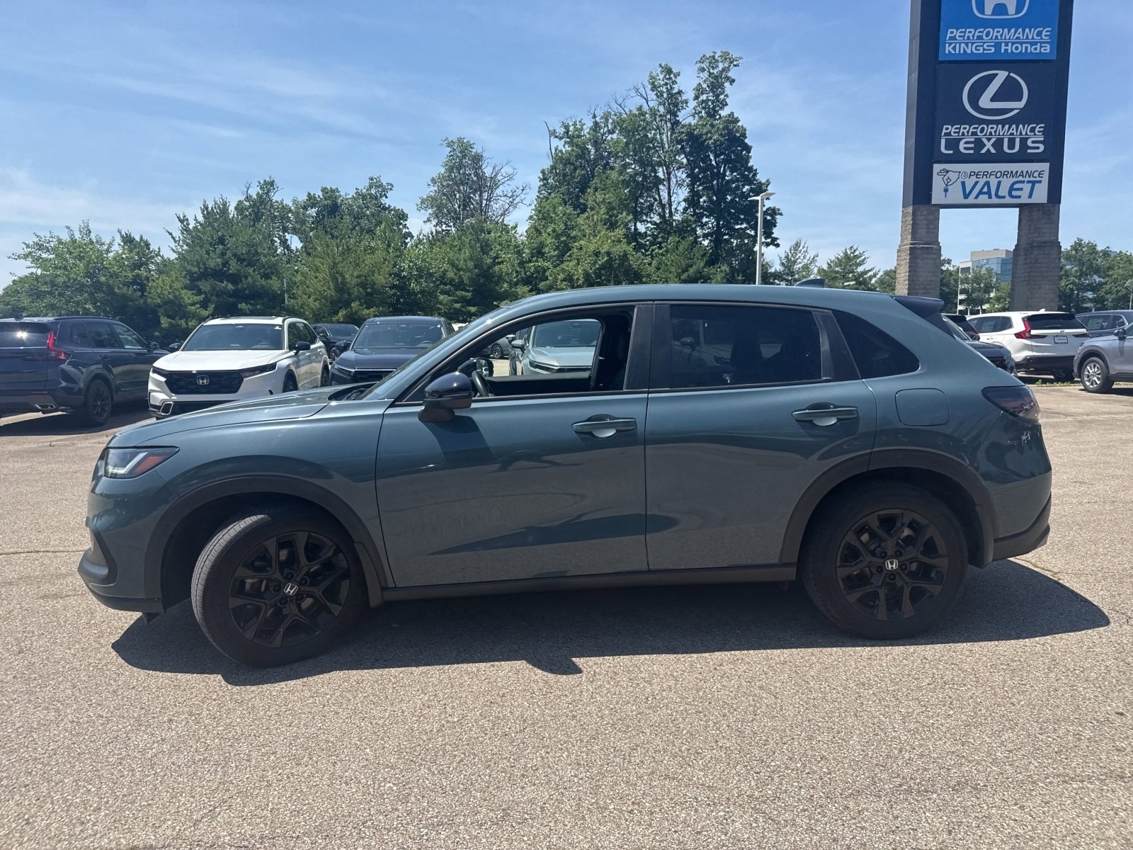 Used 2023 Honda HR-V Sport image 11