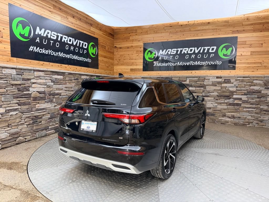 Used 2022 Mitsubishi Outlander SE AWD/4WD image 6