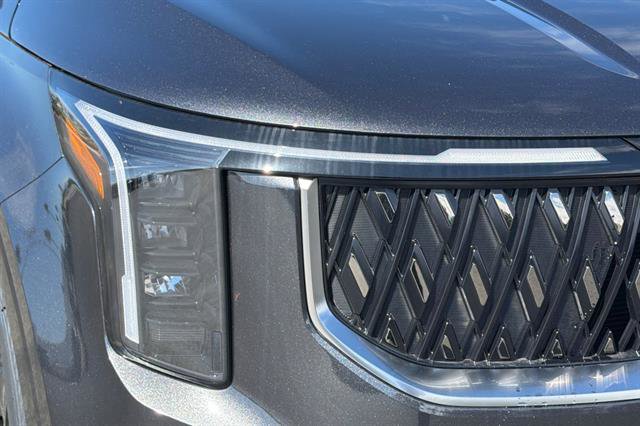 New 2026 Kia Carnival FWD image 33