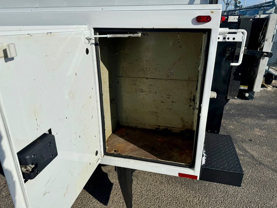 Used 2016 Chevrolet Silverado 3500 W/T w/ WT Convenience Package image 10