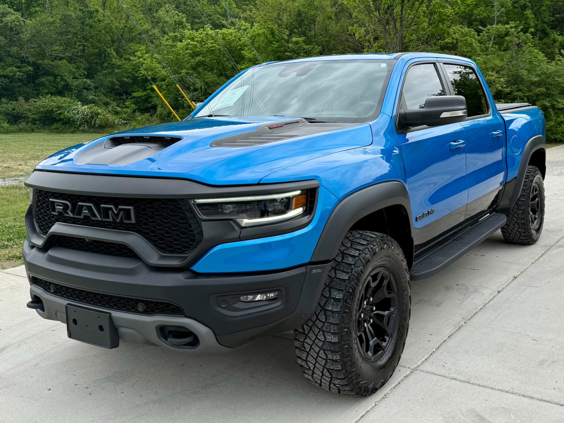 Used 2022 RAM 1500 TRX w/ TRX Level 2 Equipment Group AWD/4WD image 2