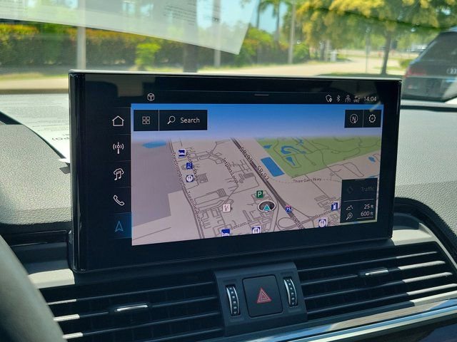 Certified 2024 Audi Q5 e Premium Plus w/ Premium Plus Package AWD/4WD image 26
