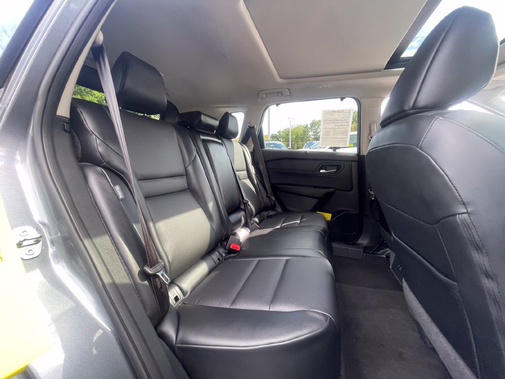 Certified 2023 Nissan Rogue SV w/ SV Premium B Package AWD/4WD image 22