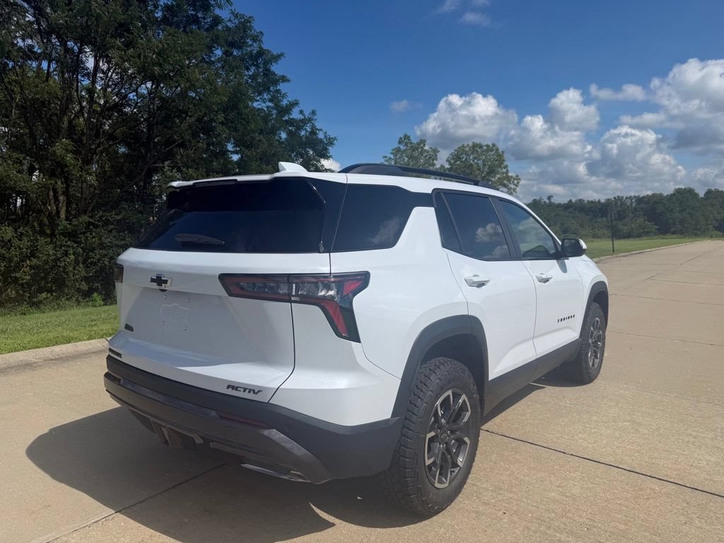 New 2027 Chevrolet Equinox ACTIV w/ Convenience Package III FWD image 3