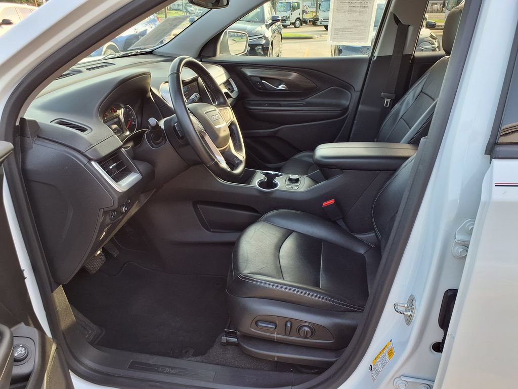 Used 2024 GMC Terrain SLT AWD/4WD image 19