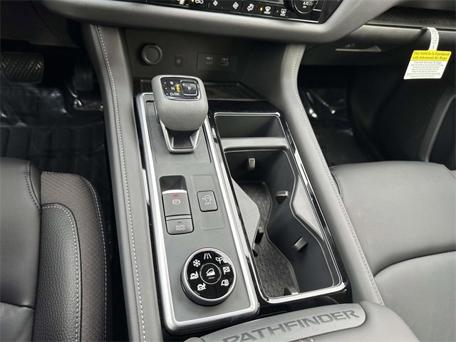 New 2025 Nissan Pathfinder SL image 22